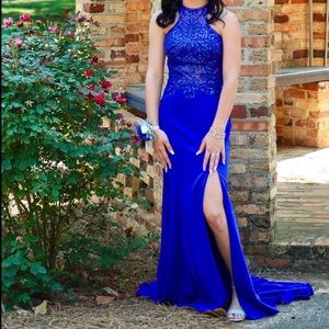 prom dress for sell. like new only wore once.